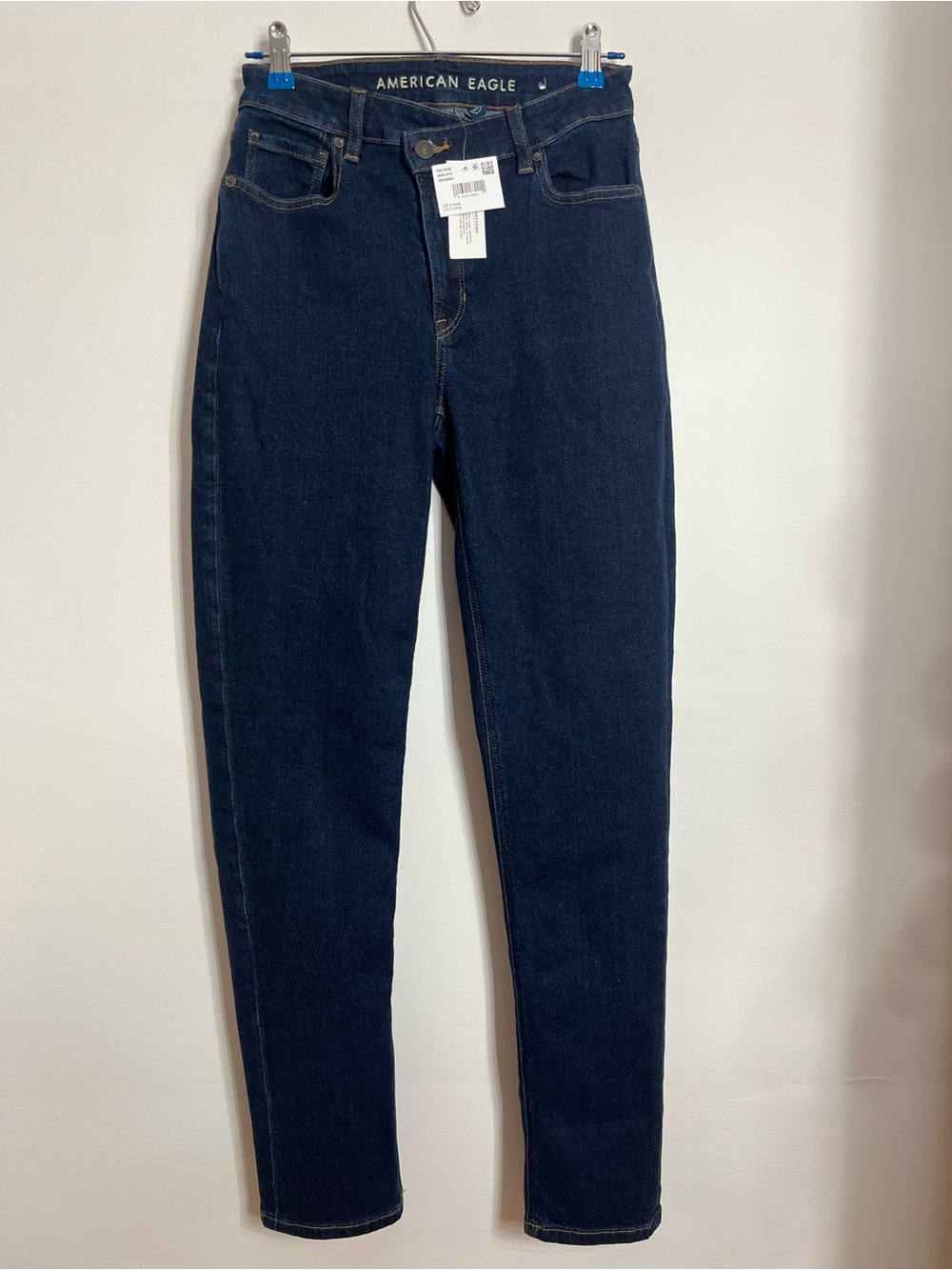 NWT Women’s AE Crossover waist Skinny Jeans
